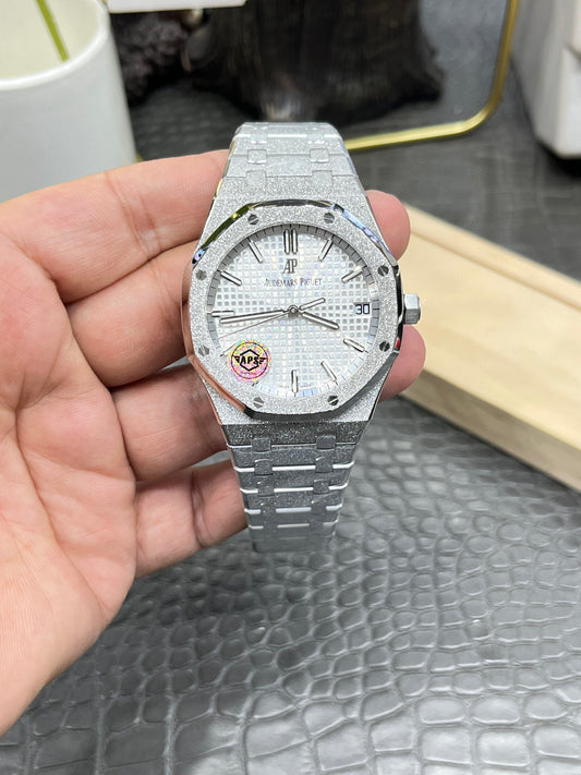 Audemars Piguet Royal Oak 15500 Frosted Gold White Dial
