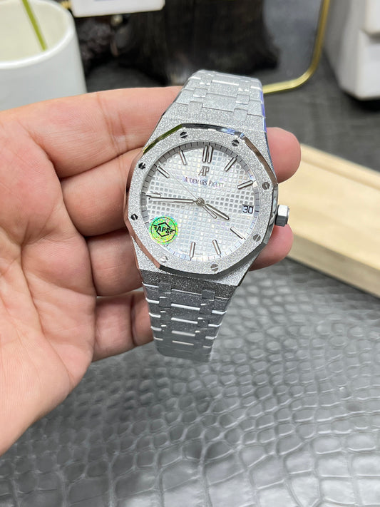Audemars Piguet Royal Oak 15500 Frosted Gold White Dial