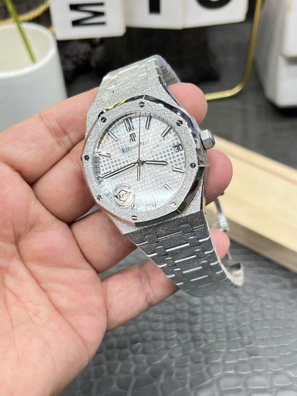 Audemars Piguet Royal Oak 15500 Frosted Gold White Dial