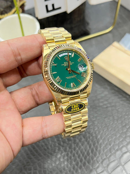 Rolex Day-Date 40 18K Yellow Gold Green Dial (Ref. m228238-0061)