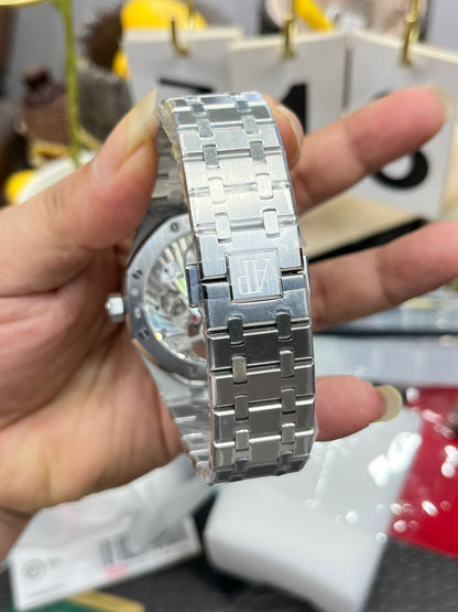 Audemars Piguet Royal Oak Tourbillon Extra-Thin 26522TI.OO.1220TI.01
