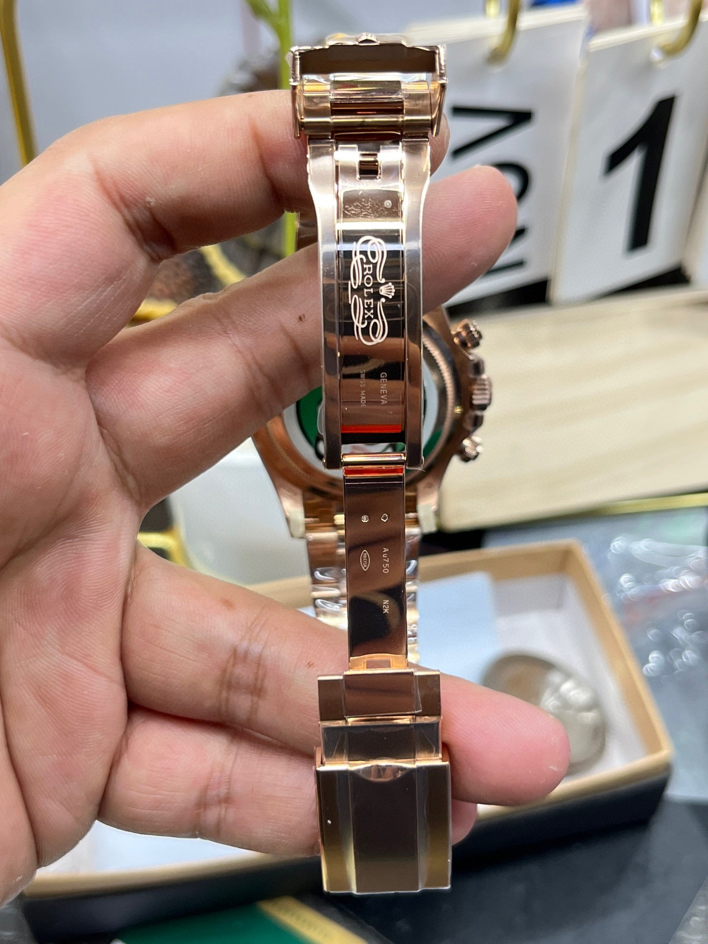 Rolex Cosmograph Daytona m126505-0002