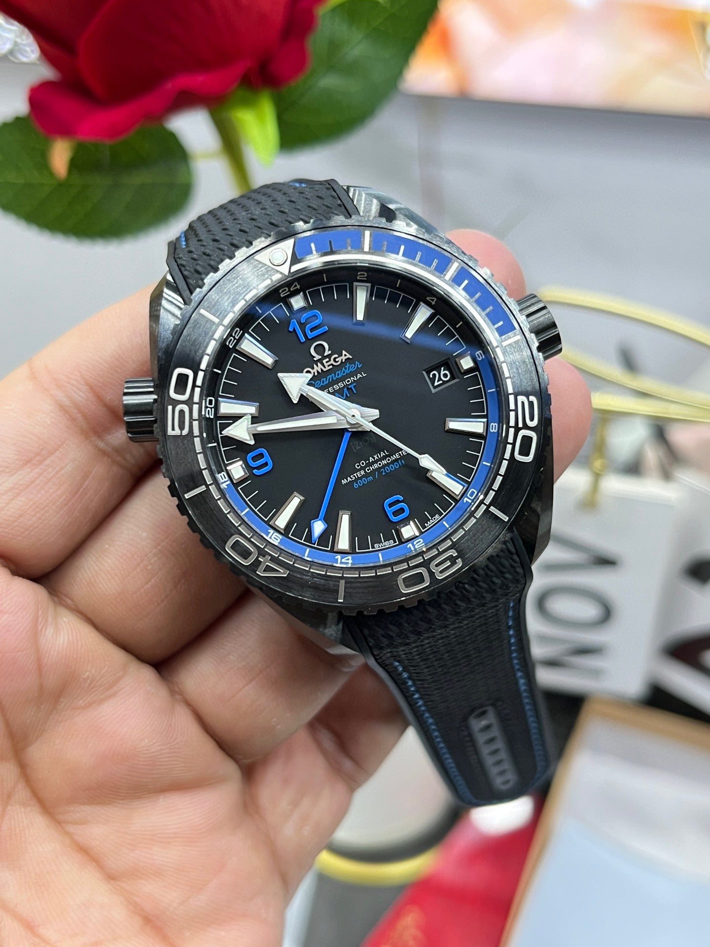 Omega Seamaster Planet Ocean 600M Co-Axial GMT “Deep Black” 215.92.46.22.01.002