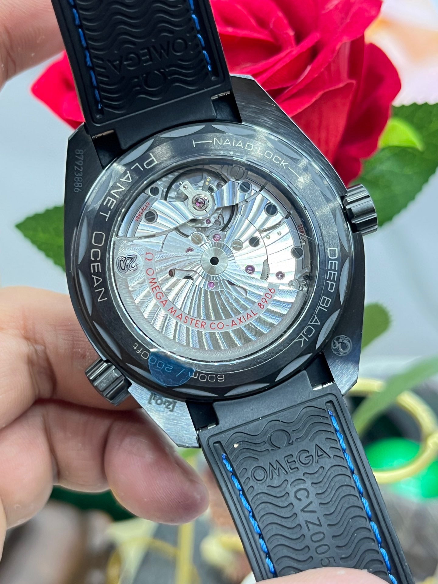 Omega Seamaster Planet Ocean 600M Co-Axial GMT “Deep Black” 215.92.46.22.01.002