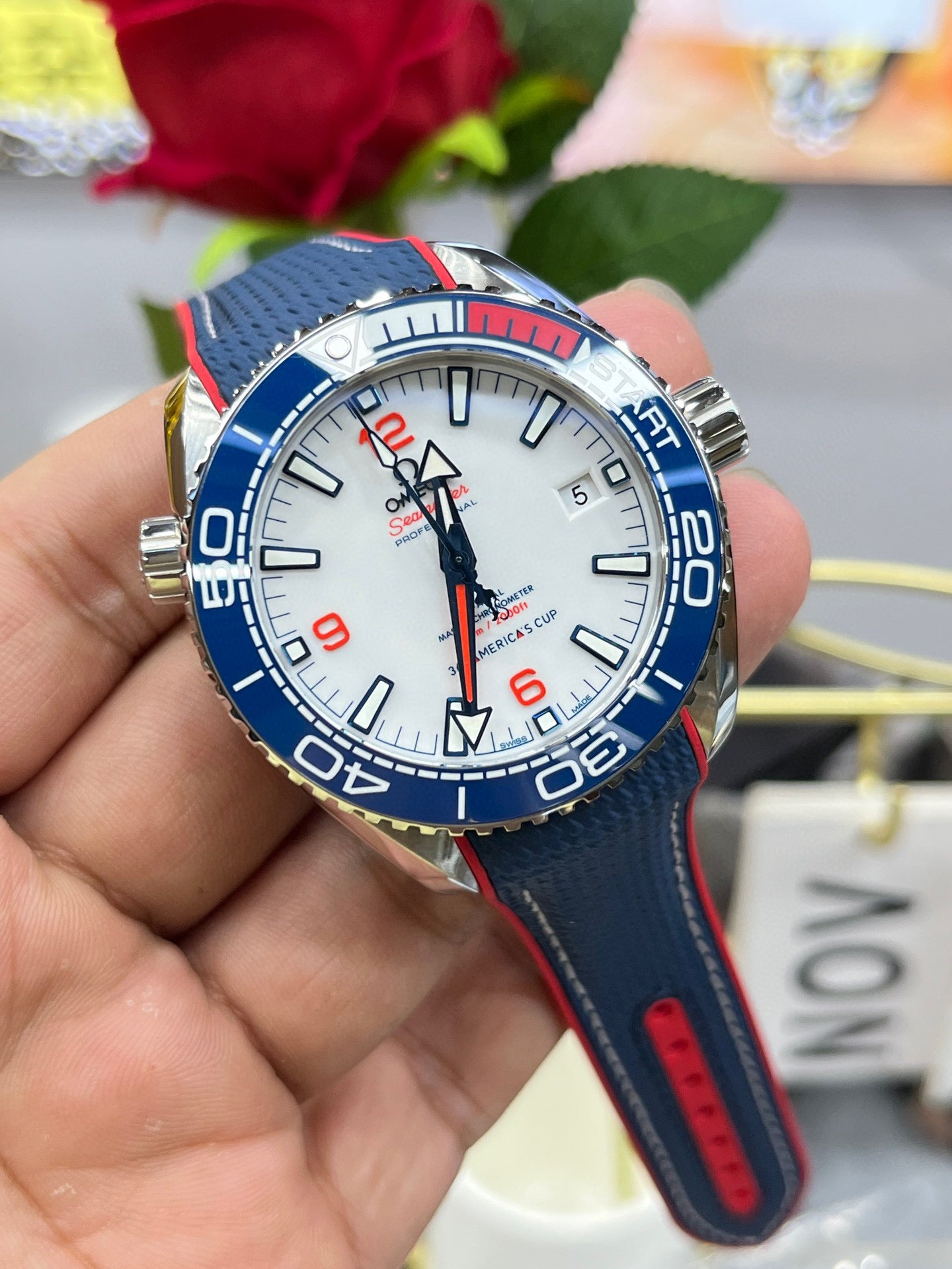 Omega Seamaster Planet Ocean 600M Co-Axial Master Chronometer “America’s Cup” 215.32.43.21.04.001