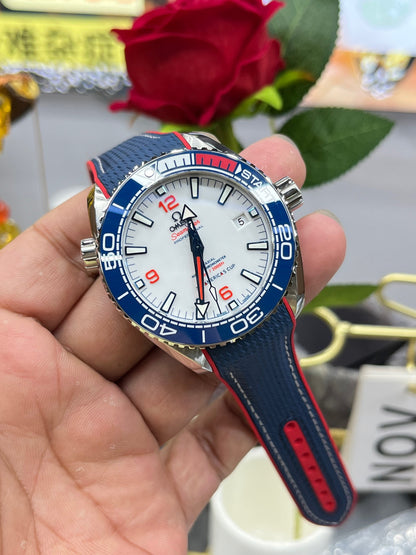 Omega Seamaster Planet Ocean 600M Co-Axial Master Chronometer “America’s Cup” 215.32.43.21.04.001