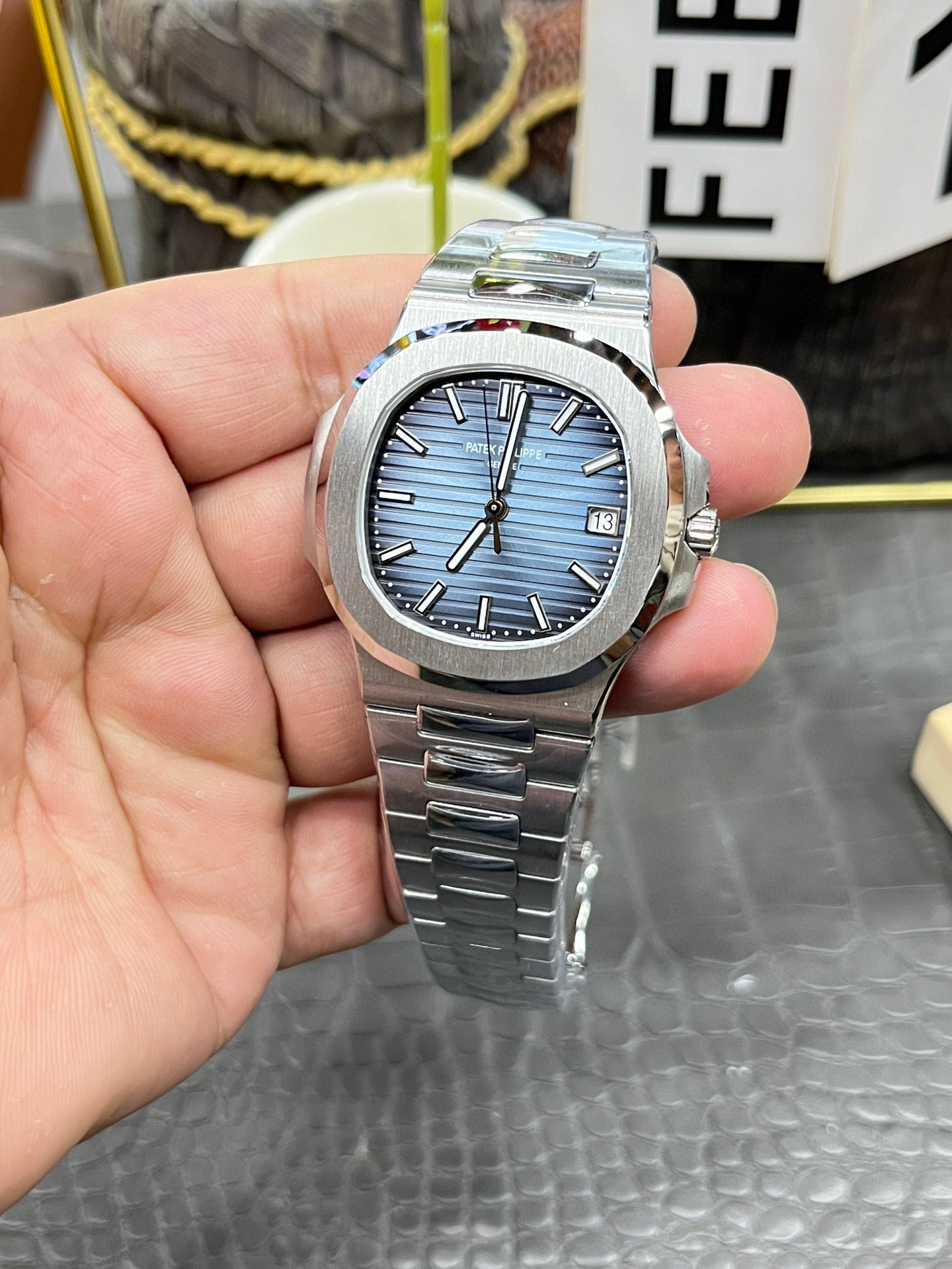Patek Philippe Nautilus 5811/1G-001