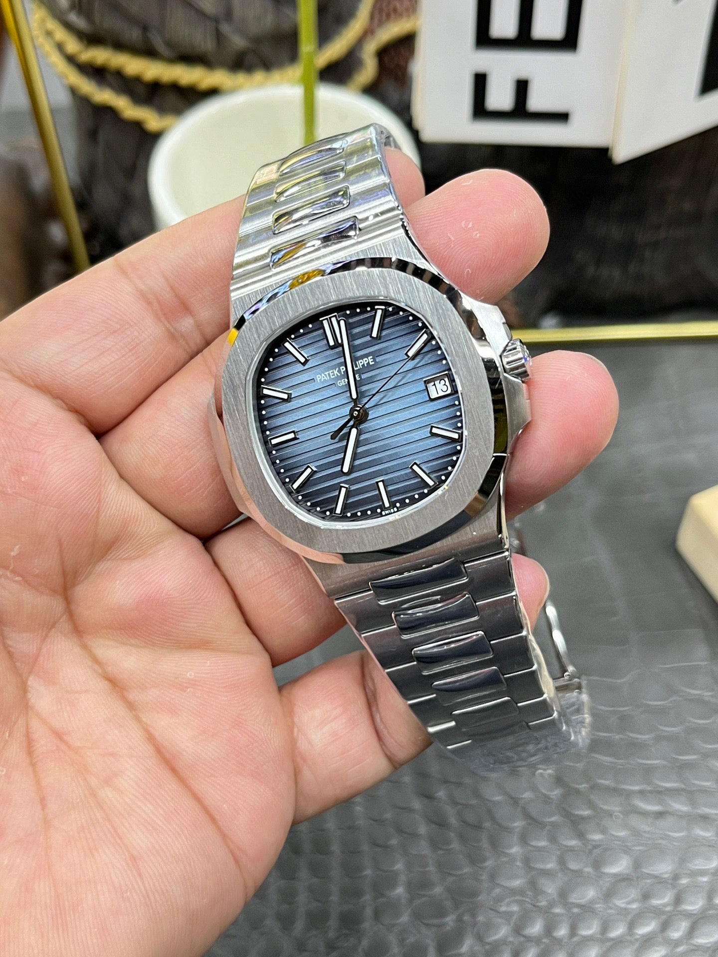 Patek Philippe Nautilus 5811/1G-001