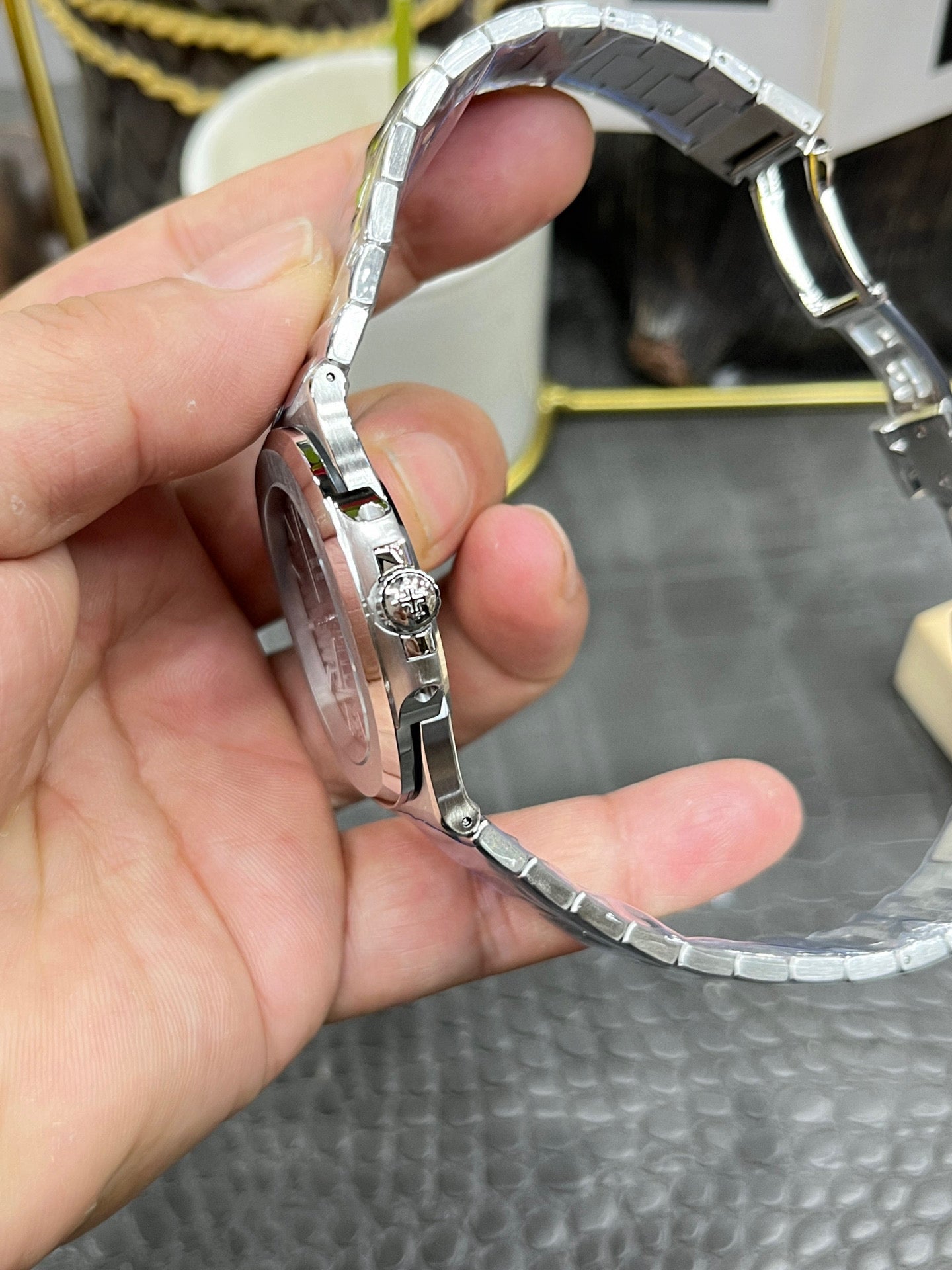 Patek Philippe Nautilus 5811/1G-001