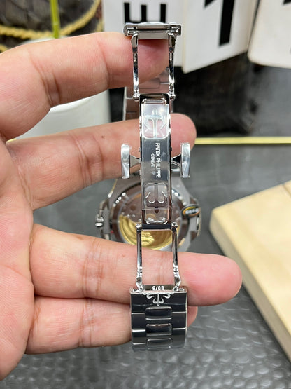 Patek Philippe Nautilus 5811/1G-001