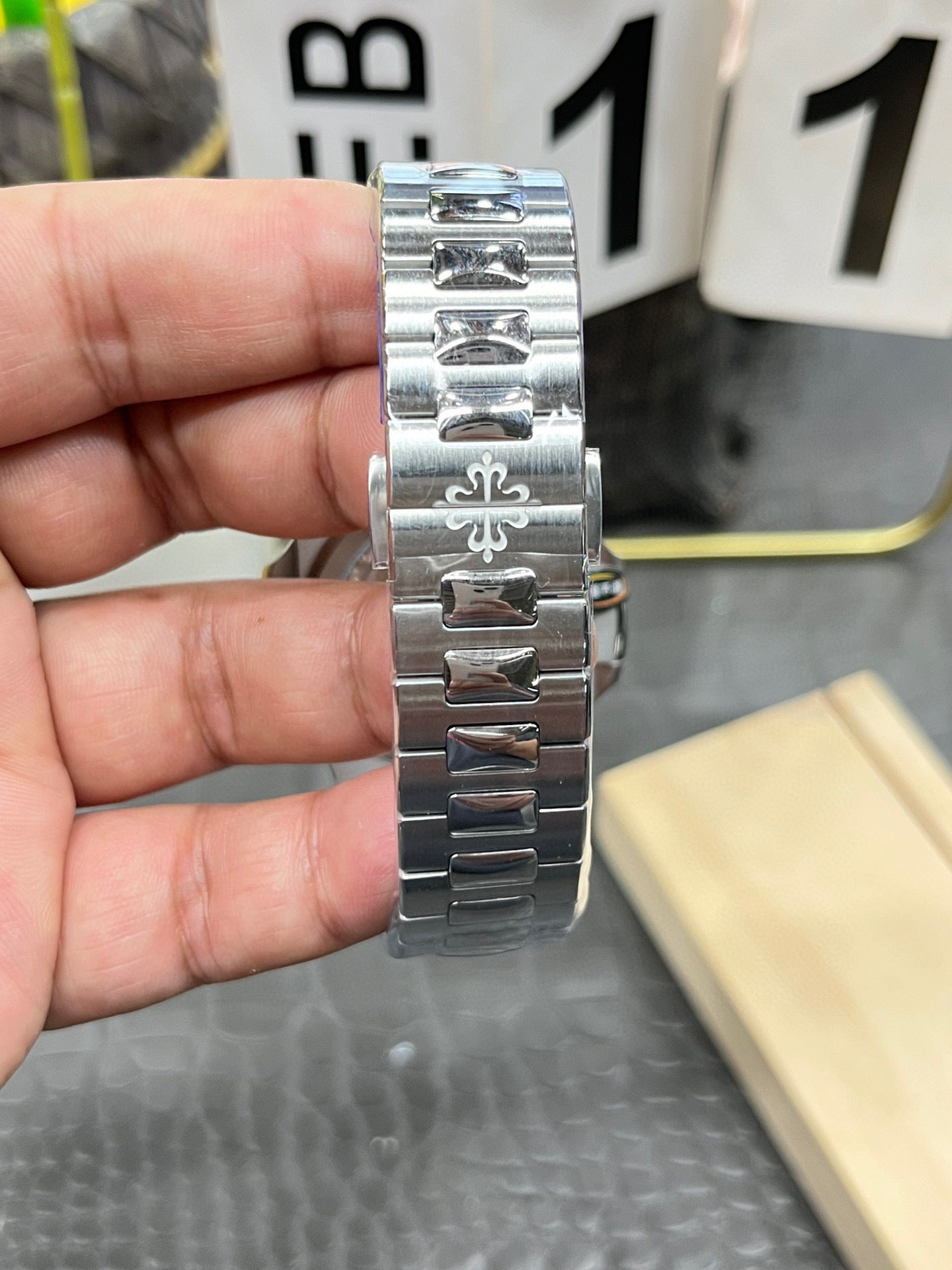 Patek Philippe Nautilus 5811/1G-001