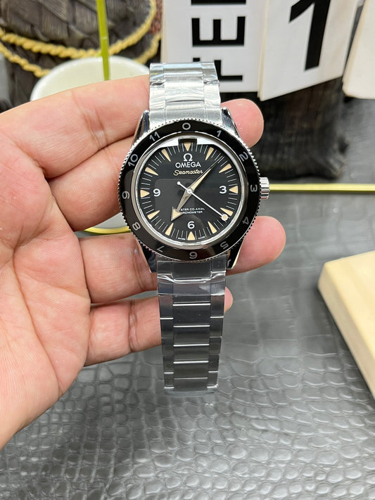 Omega Seamaster 300 233.32.41.21.01.001