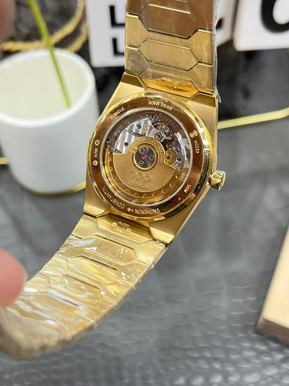 Vacheron Constantin Historiques 222 Ref. 4200H/222J-B935