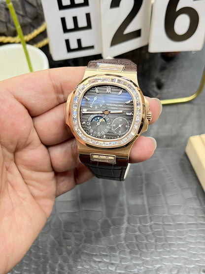 he Patek Philippe Nautilus 5712/1R-001 is a distinguished model in the Nautilus collection, renowned for its elegant design and sophisticated complications.
