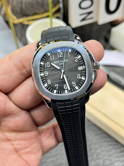 Patek Philippe Aquanaut 5168G Black Dial