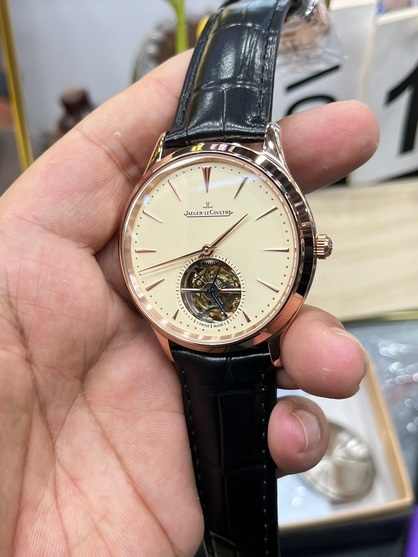 Jaeger-LeCoultre Master Ultra Thin Tourbillon Q1682411