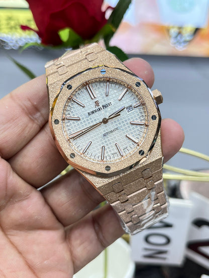 Audemars Piguet Royal Oak Selfwinding 15400OR.OO.1220OR.02