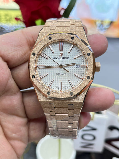 Audemars Piguet Royal Oak Selfwinding 15400OR.OO.1220OR.02
