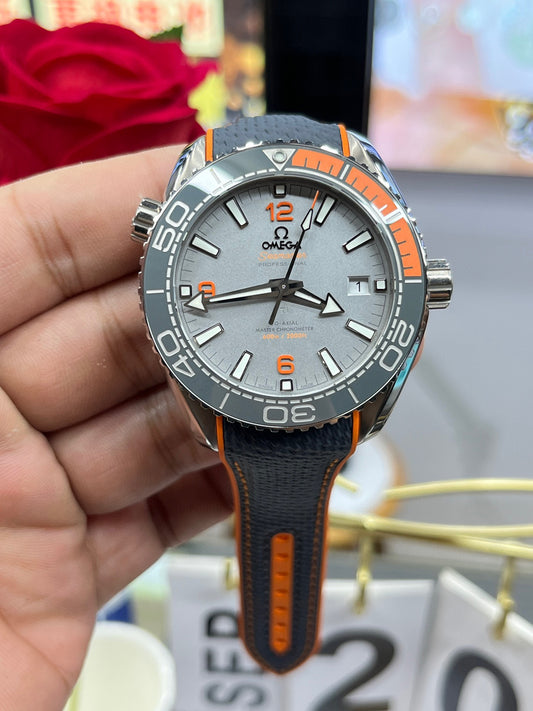 Omega Seamaster Planet Ocean 215.92.44.21.99.001