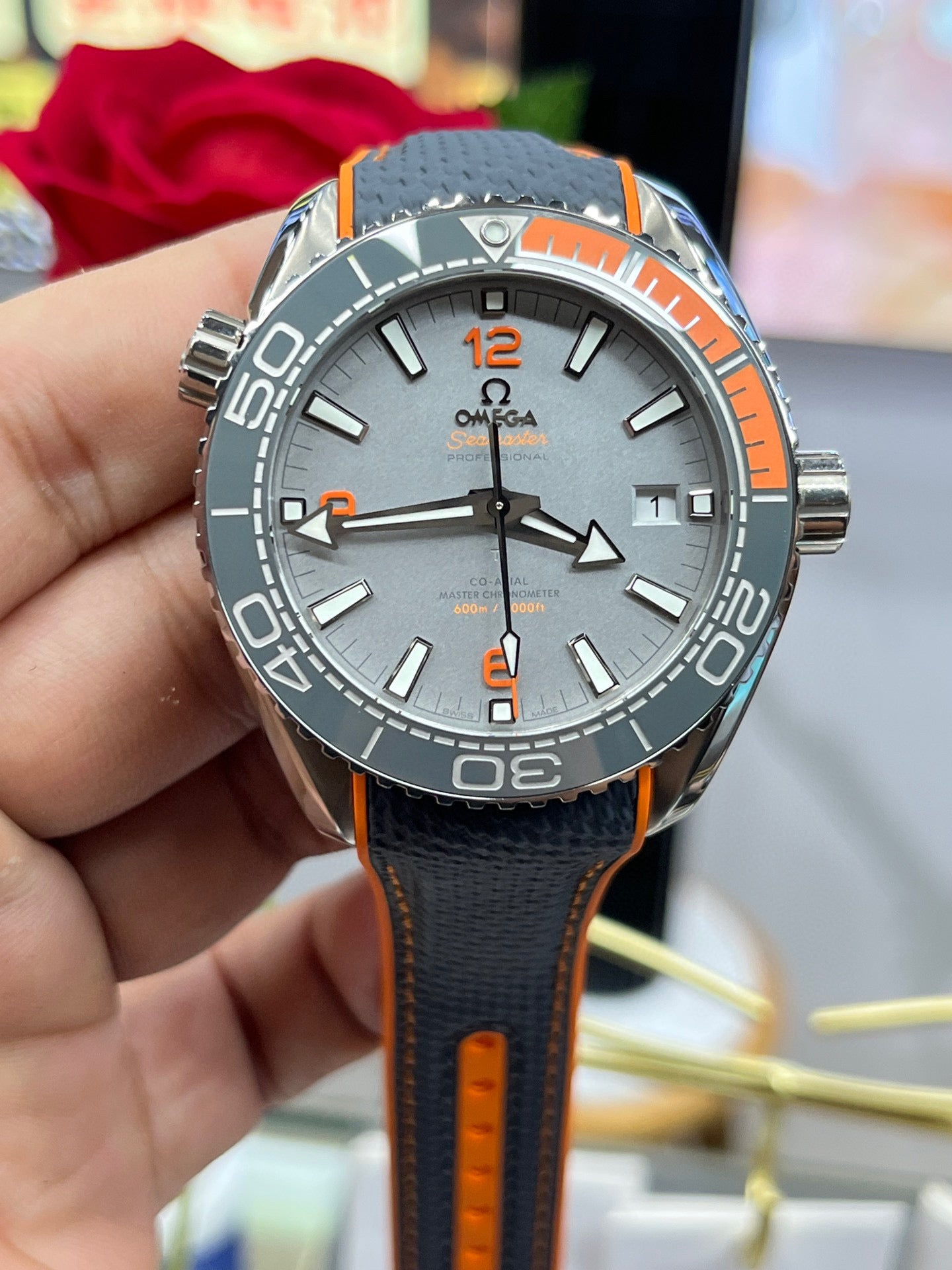 Omega Seamaster Planet Ocean 215.92.44.21.99.001