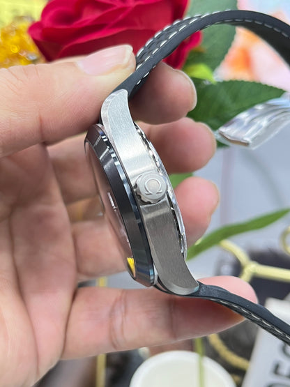 Omega Seamaster Aqua Terra 150M Worldtimer 220.92.43.22.99.001