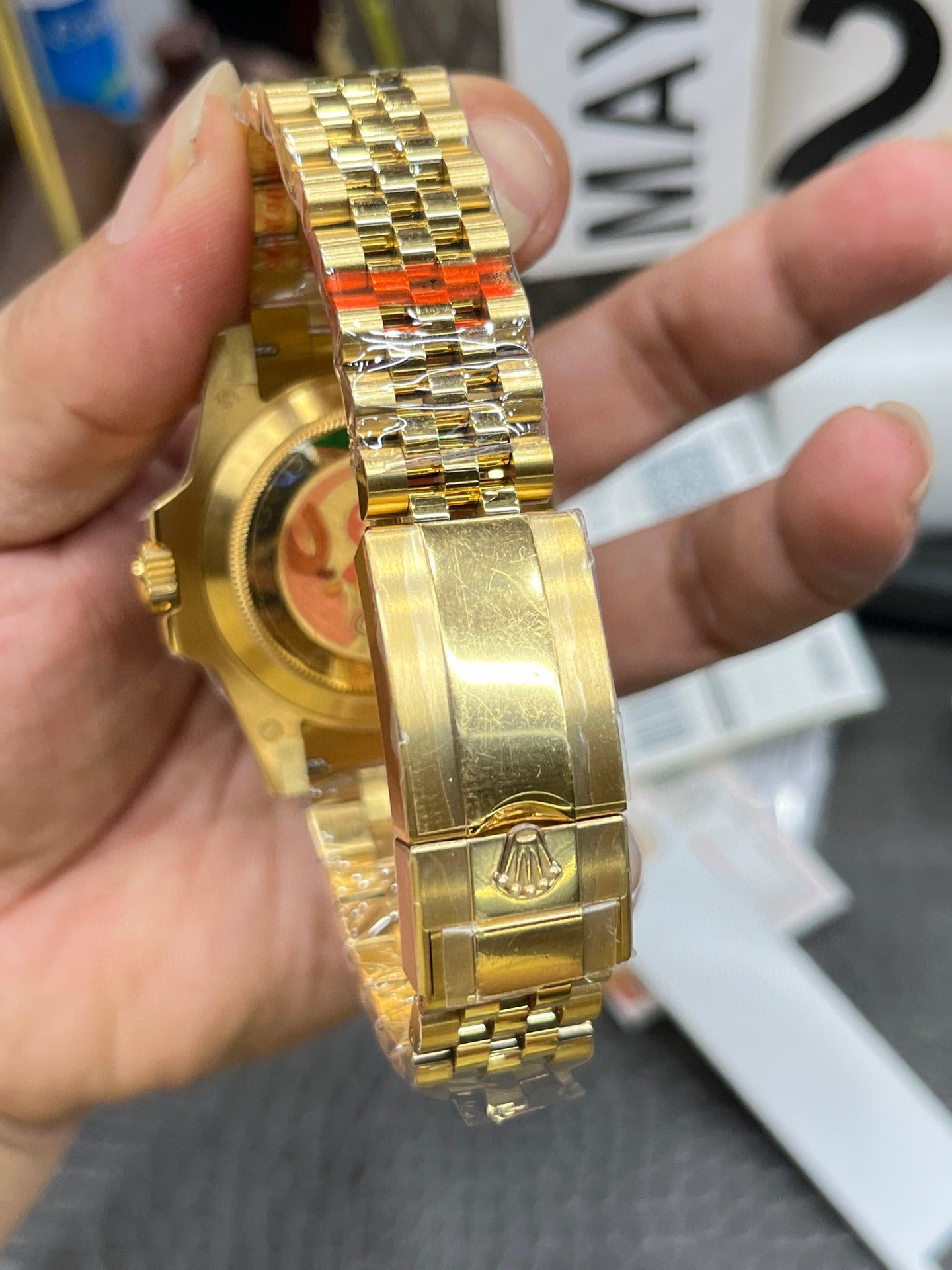 Rolex GMT-Master II 18K Yellow Gold (M126718GRNR-0001)