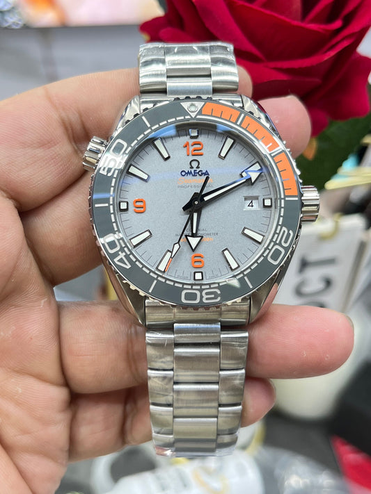 Omega Seamaster Planet Ocean 600M Co-Axial Master Chronometer 43.5mm (215.90.44.21.99.001)