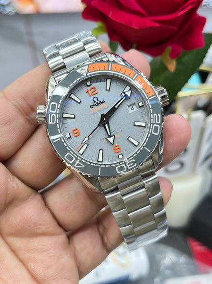 Omega Seamaster Planet Ocean 600M Co-Axial Master Chronometer 43.5mm (215.90.44.21.99.001)