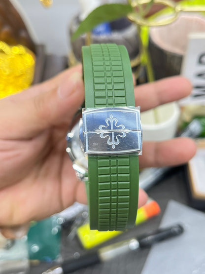 Patek Philippe Aquanaut “Avocado” Editio