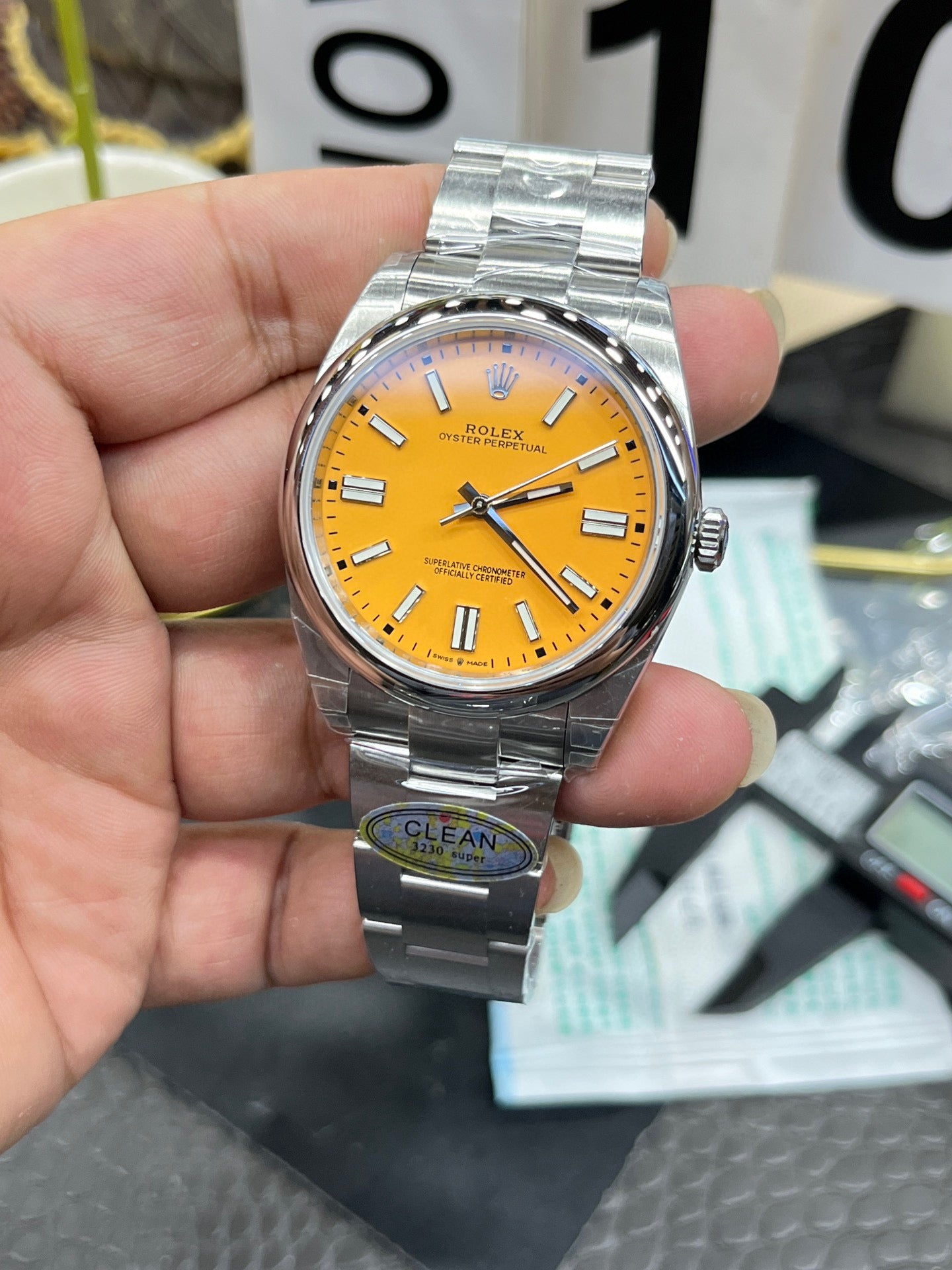Rolex Oyster Perpetual 41 M126000-0004