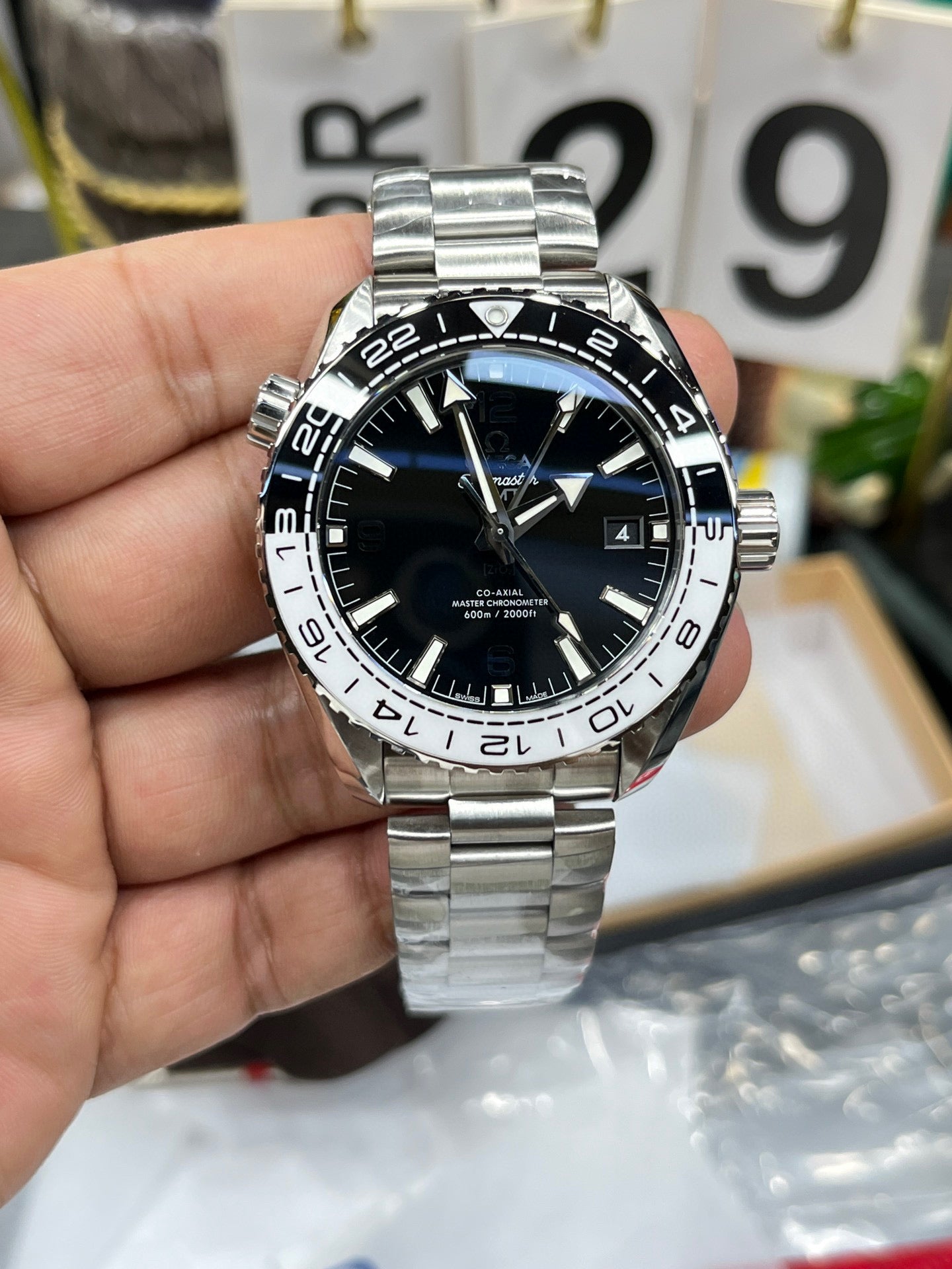Omega Speedmaster Moonwatch Co‑Axial Chronograph 215.30.44.22.01.001