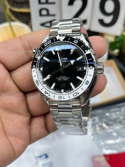 Omega Speedmaster Moonwatch Co‑Axial Chronograph 215.30.44.22.01.001