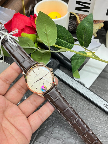 Jaeger-LeCoultre Master Control Date 1212510