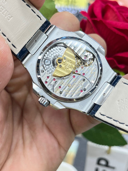 Patek Philippe Nautilus 5724G-001