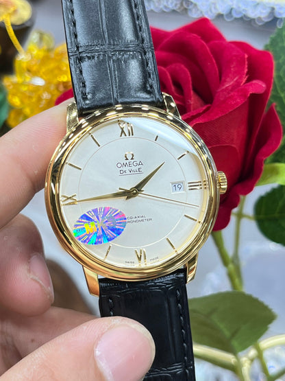 Omega De Ville из 18-каратного золота