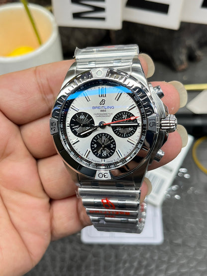 Breitling Chronomat B01 42 AB0134101G1A1