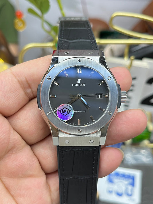 Hublot Classic Fusion 542.NX.7071.RX