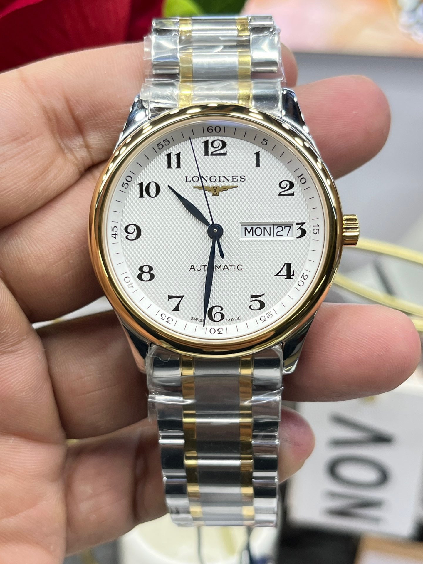 Longines Master Collection L2.755.5.78.7 (двухцветный «Master» с двойным календарём)