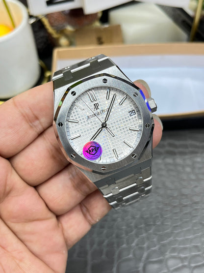 Audemars Piguet Royal Oak 15500 White Dial