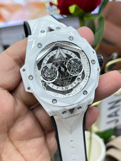 Hublot Big Bang Sang Bleu II White Ceramic 418.HX.2001.RX.MXM21