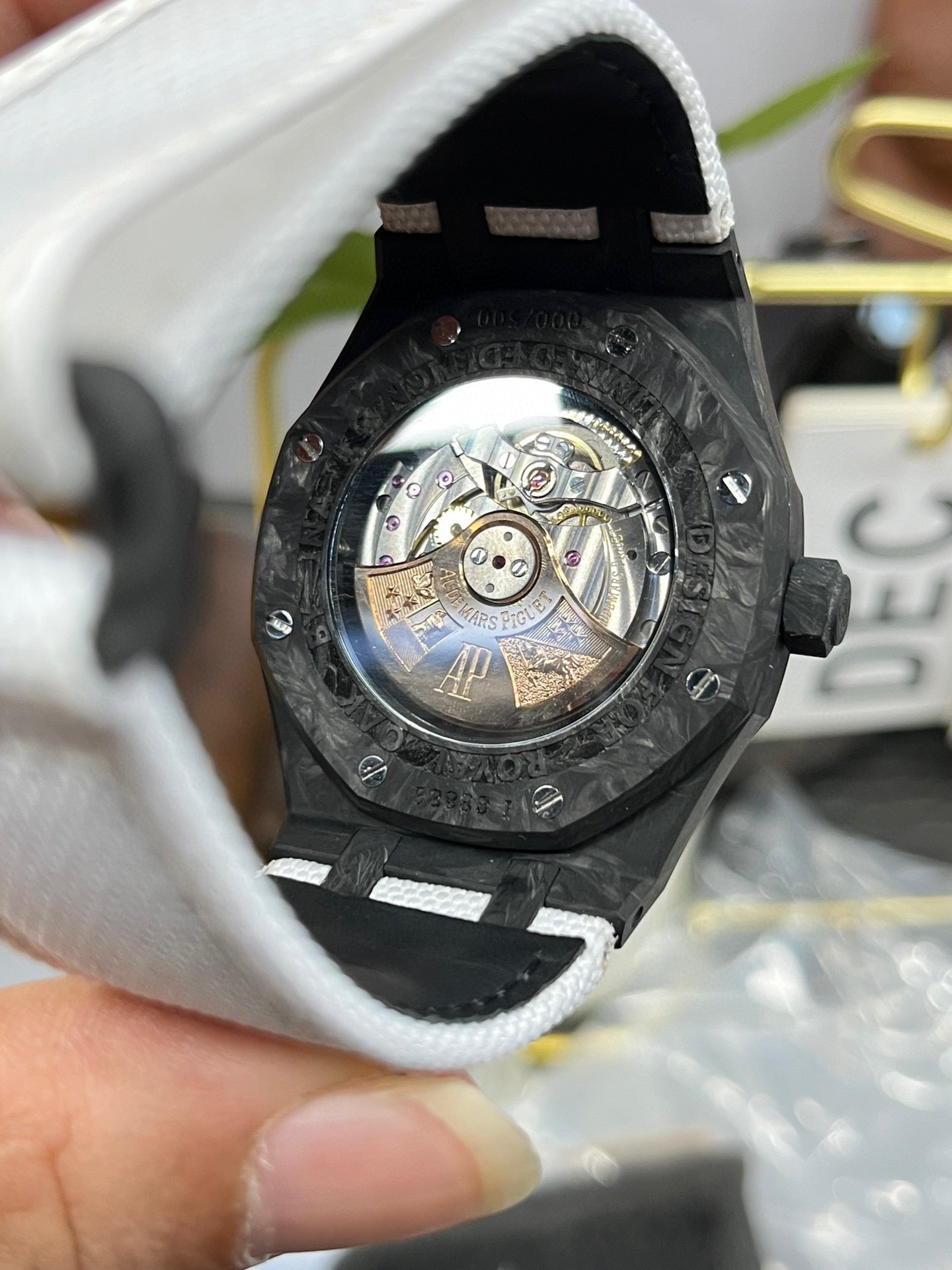 Audemars Piguet Royal Oak 15400 Карбоновый кастомный вариант