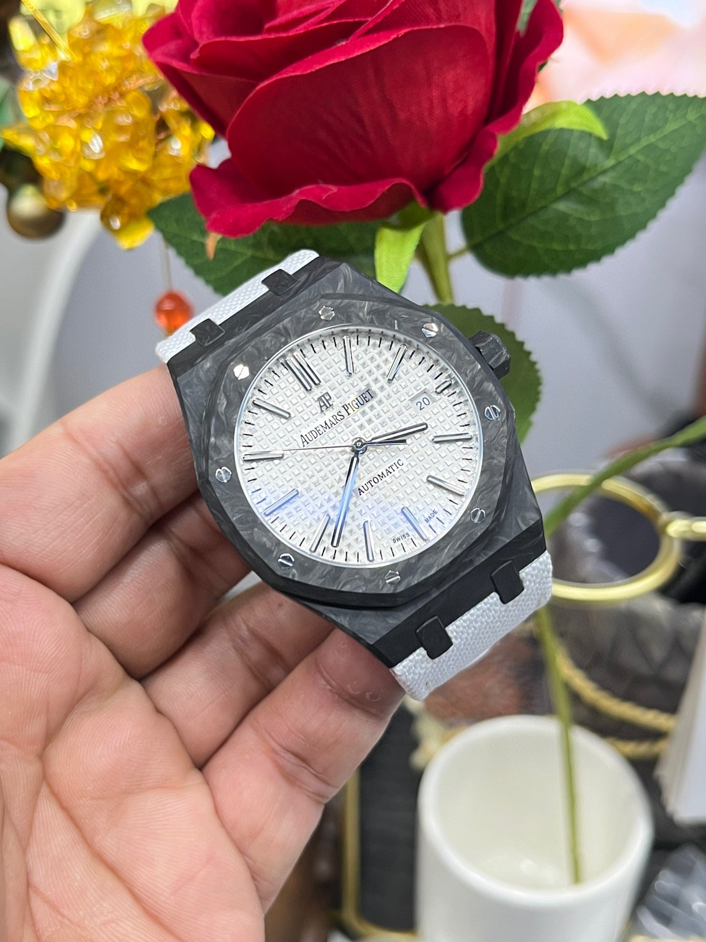 Audemars Piguet Royal Oak 15400 Карбоновый кастомный вариант