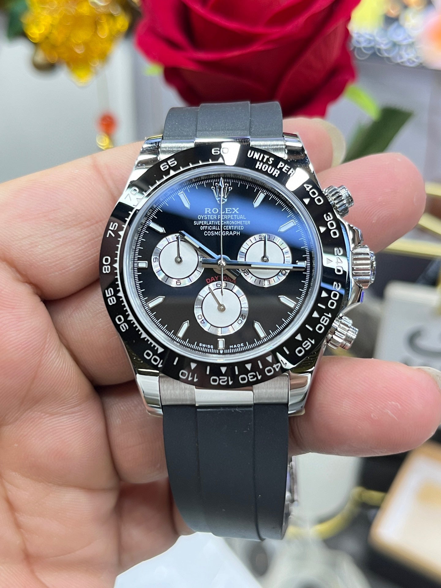 Rolex Cosmograph Daytona “Black Oysterflex” M126519LN-0002
