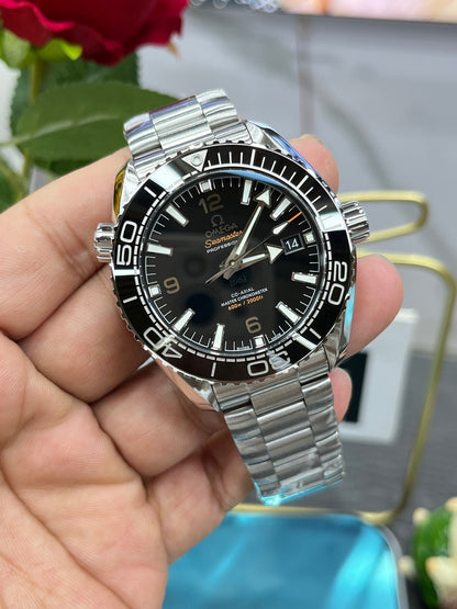 Omega Seamaster Planet Ocean 600M 215.30.44.21.01.001