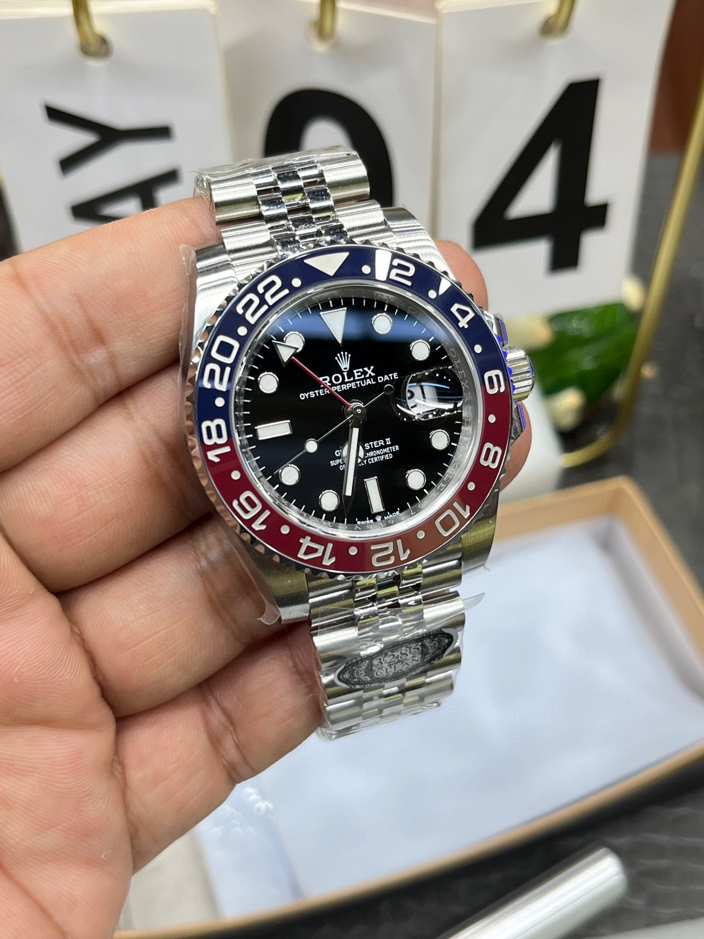 Rolex GMT-Master II 16710 “Coke” с чёрным циферблатом