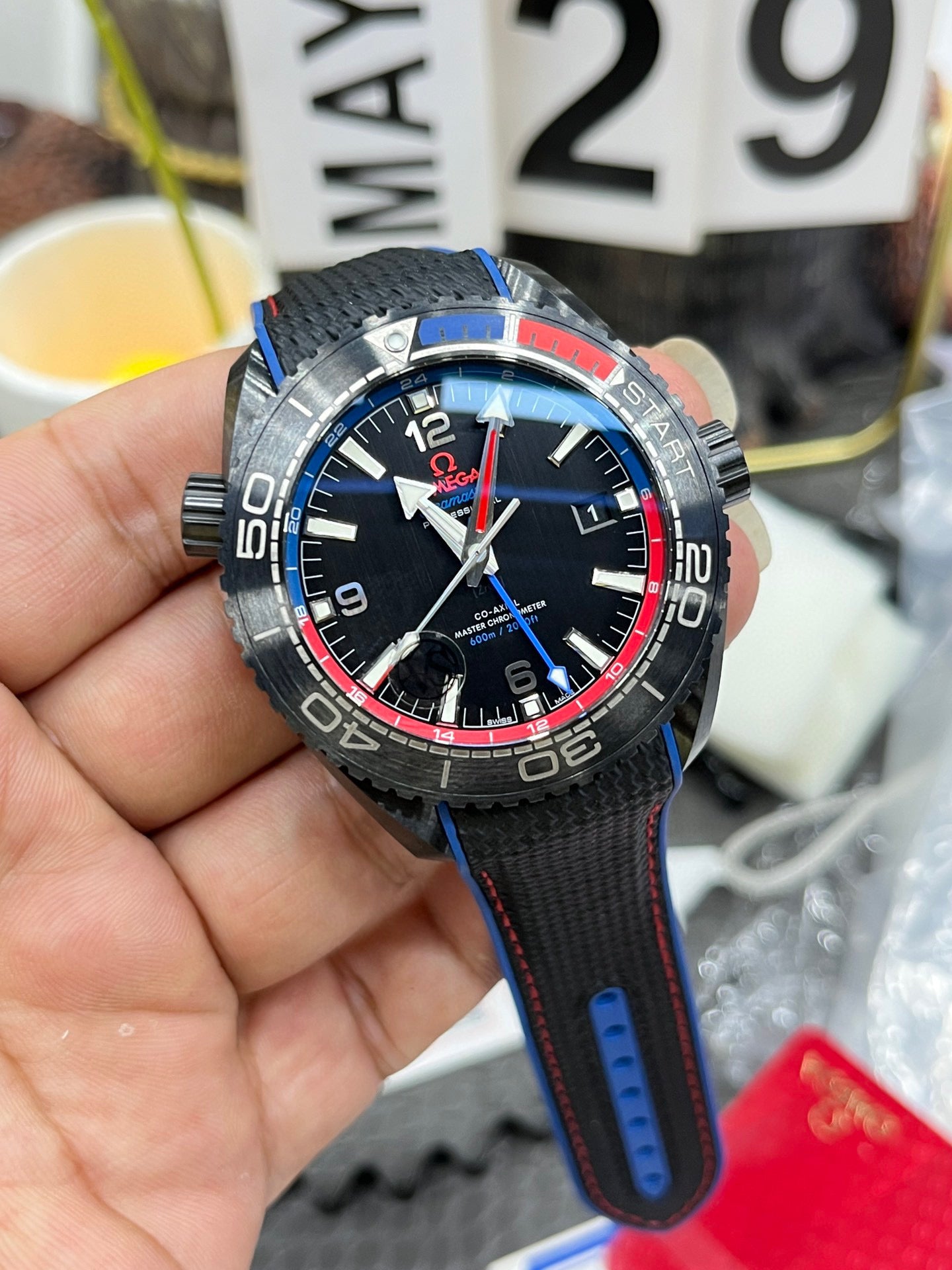 Omega Seamaster Planet Ocean 600M Deep Black 215.92.46.22.01.004