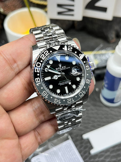 Rolex GMT-Master II 126710GRNR-0003 (Rolex GMT-Master II «серо-чёрный безель»)