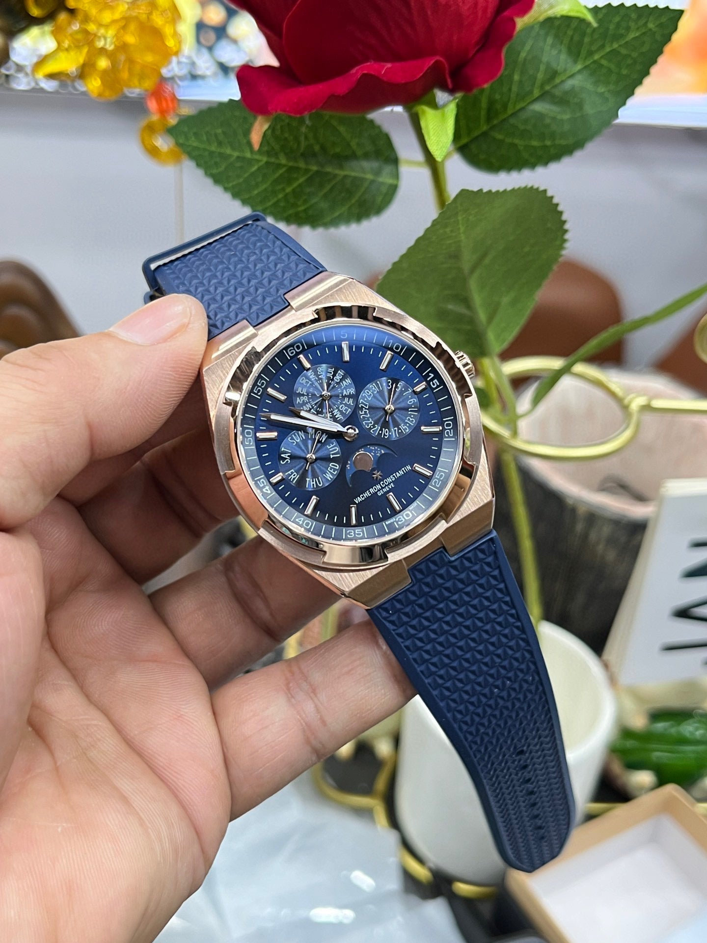 Vacheron Constantin Overseas 4300V/000R-B509