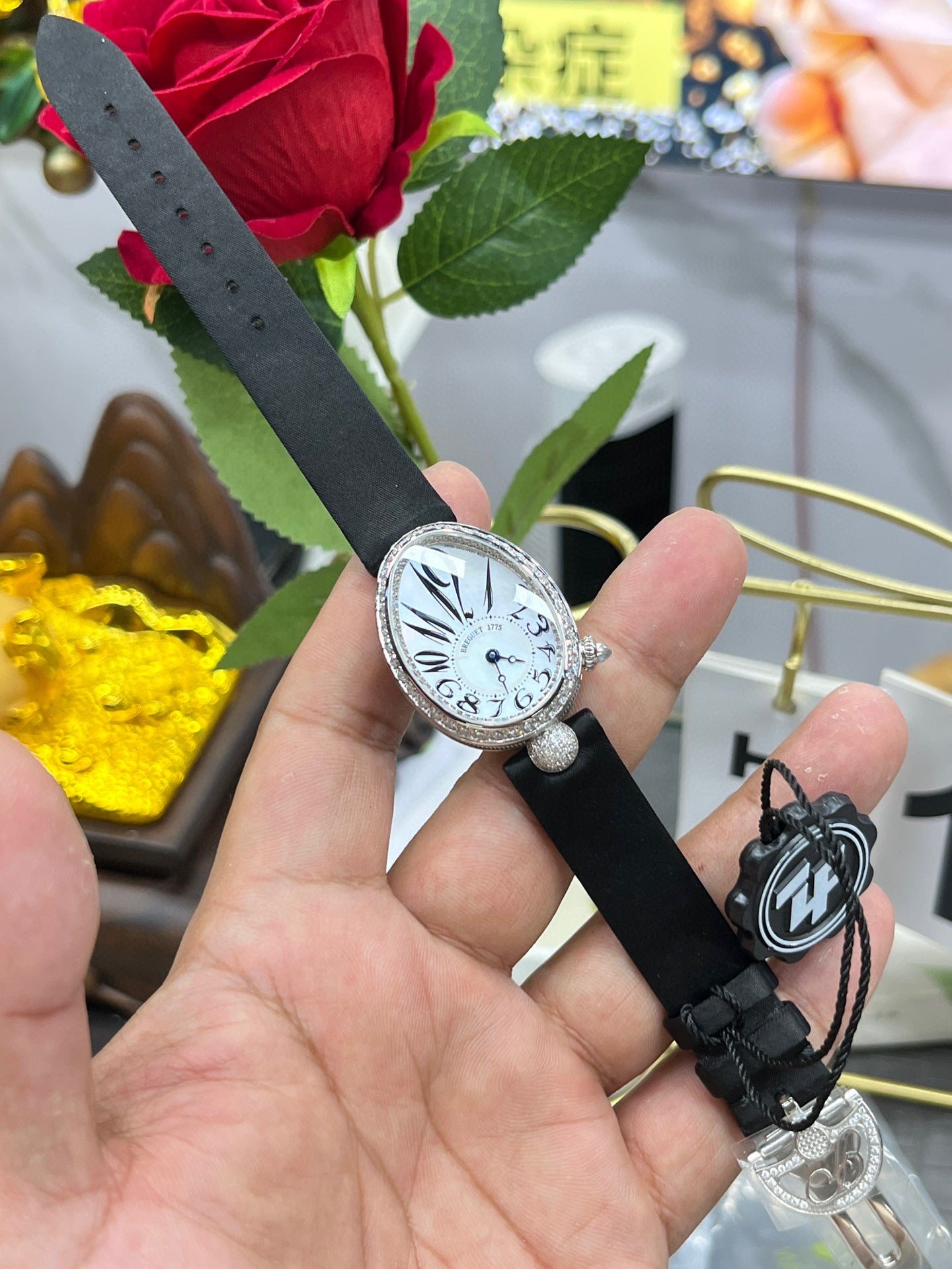 Breguet Reine de Naples 8918BB/58/964/D00D3L (Breguet «Королева Неаполя»)