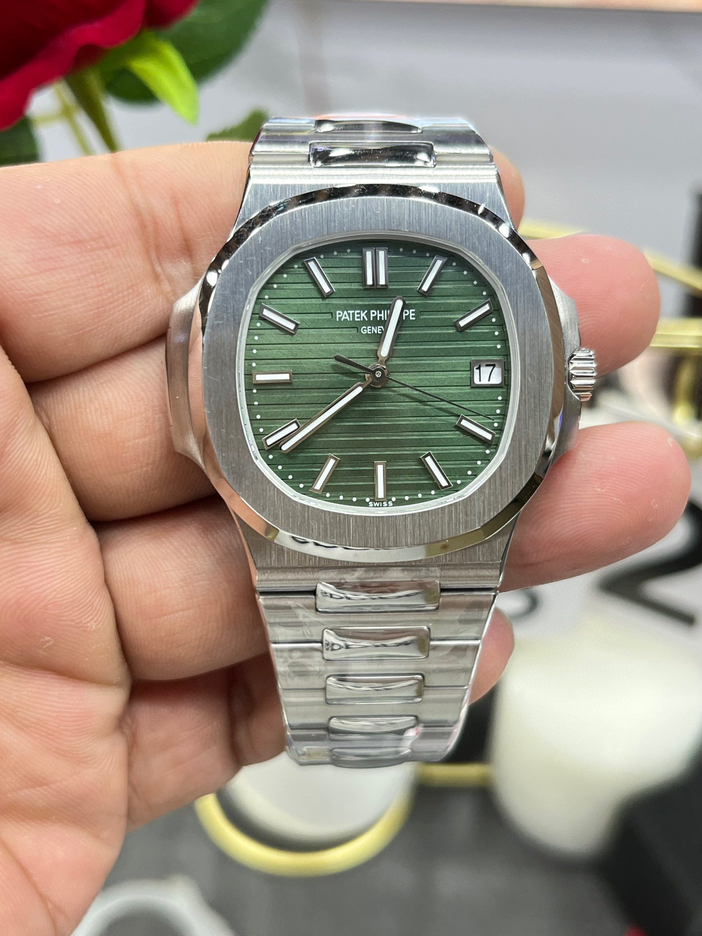 Patek Philippe Nautilus 5711/1A-014 (Patek Philippe Nautilus 5711 зелёный циферблат)